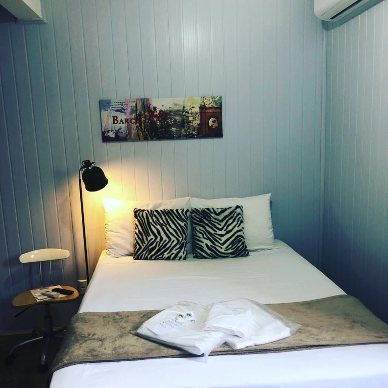 LIA Travel Inn