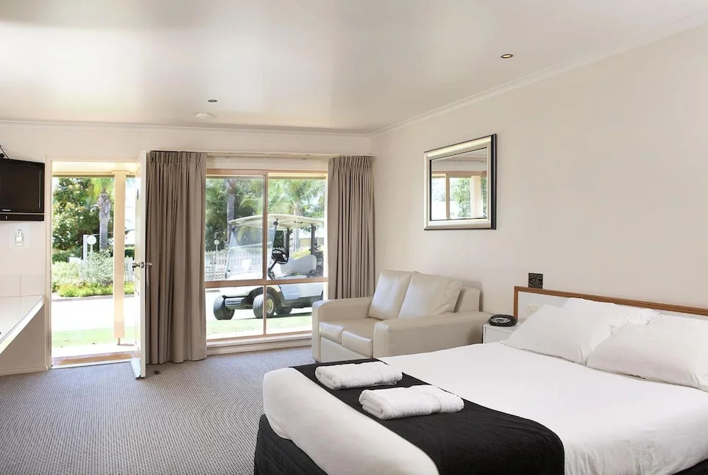 Murray Downs Resort