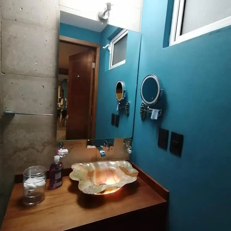 Super Chic 2bd apartment just remodeled