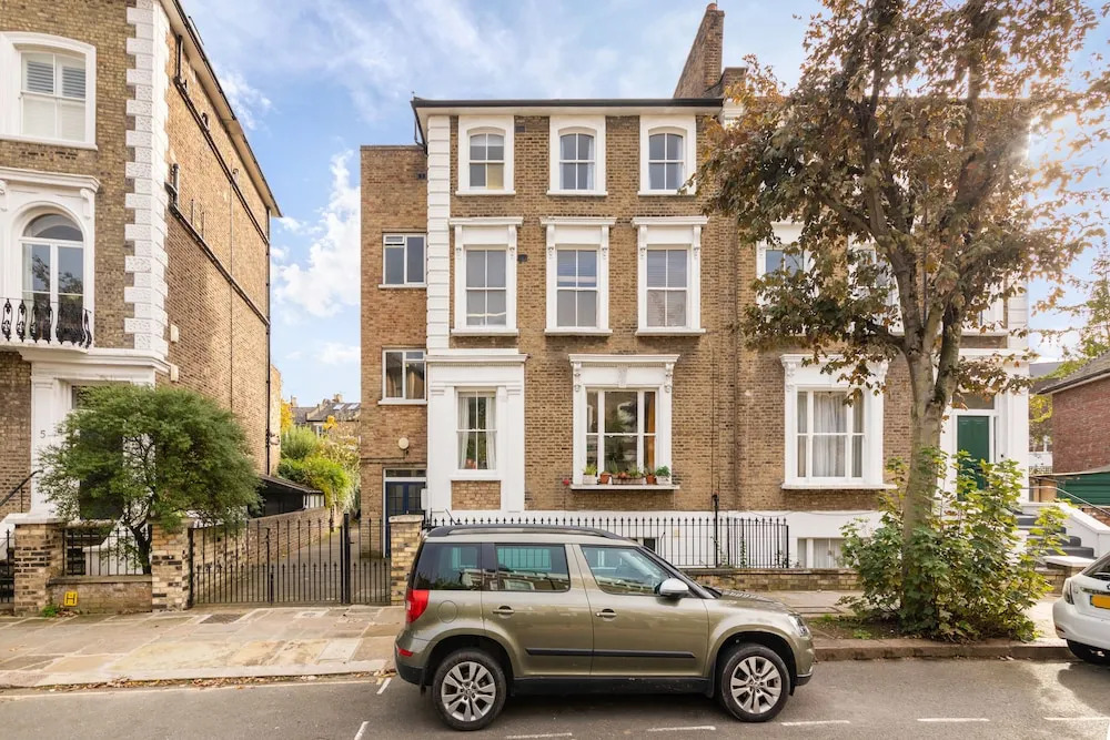 Delightful 1BR apt in Victorian Building Close to Hampstead Heath