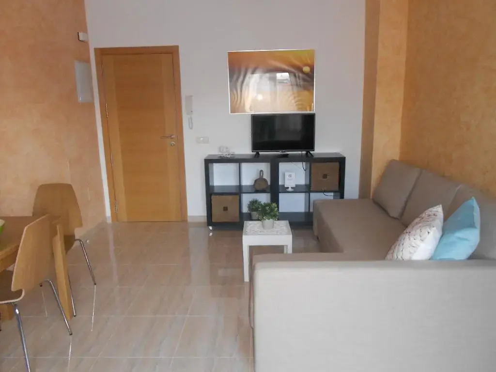 Life Apartments Alameda Colón