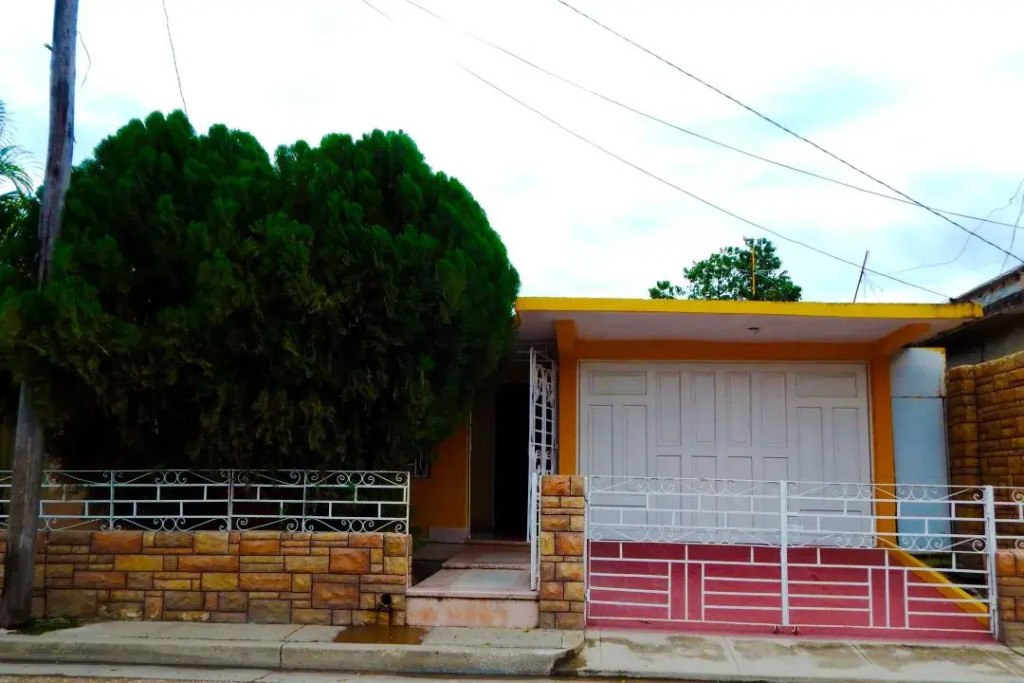 Hostal Dotres