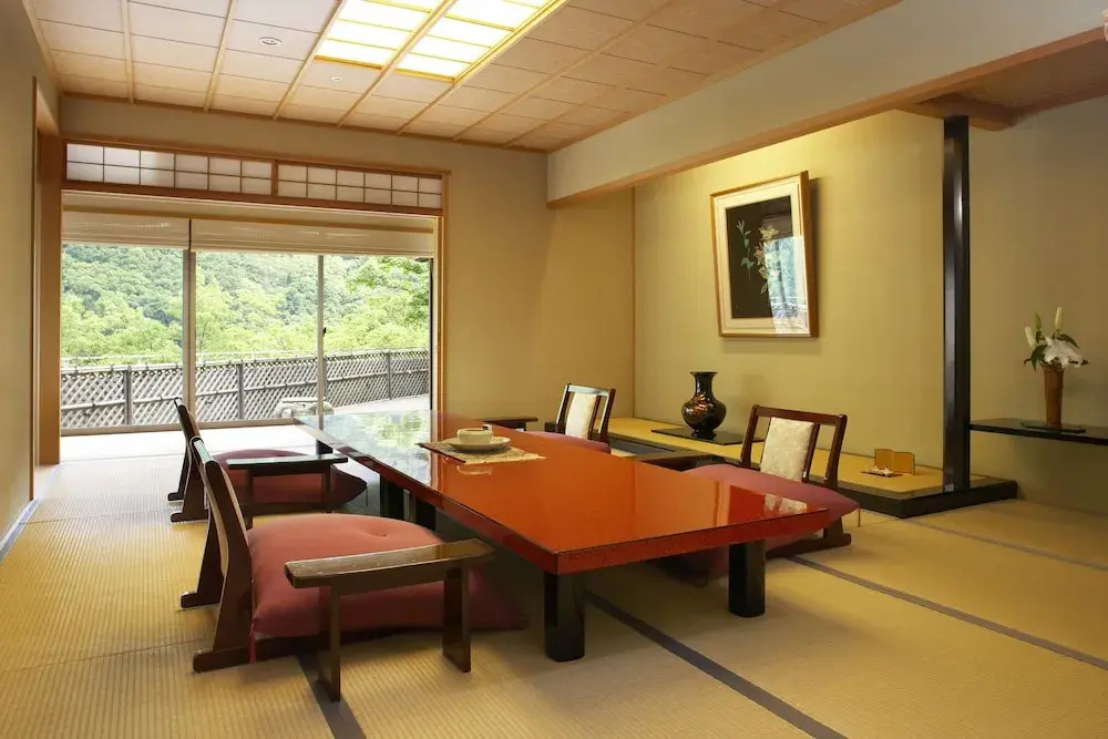 Ashinomaki hotels