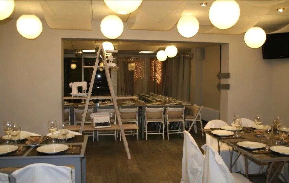 Hotel LAst