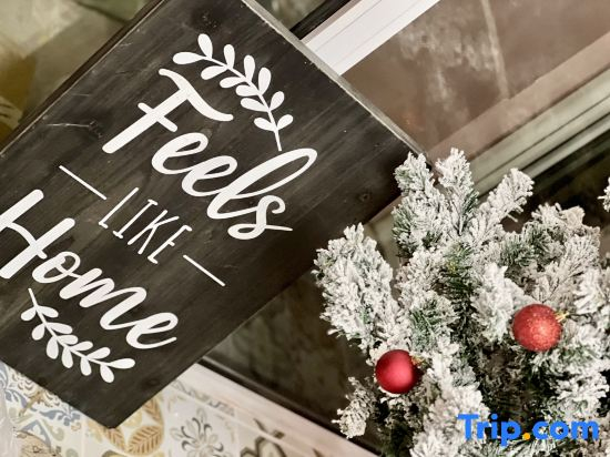 Shanghai Shuli Huawai Homestay (Lingang Dishui Lake)