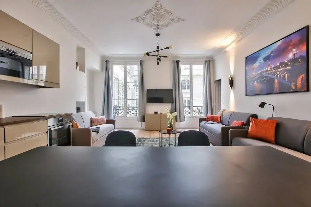 63 - Luxury Flat Champs-Élysées 1C