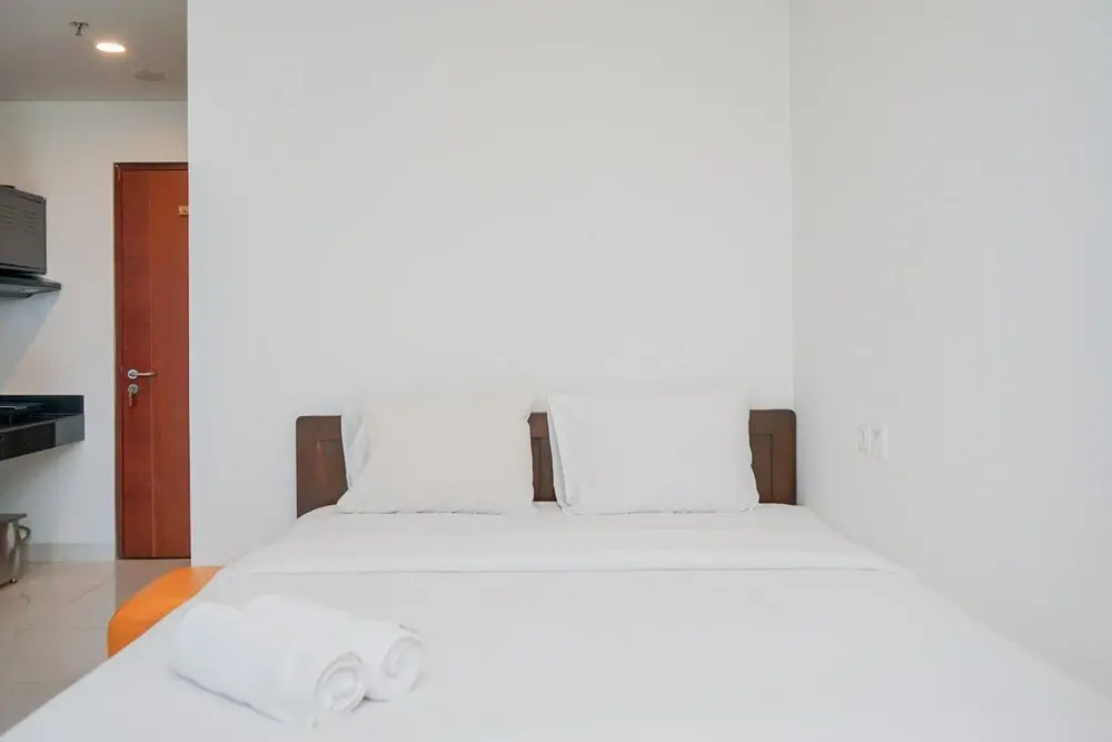 Fully Furnished With Comfort Design Studio Roseville Apartment