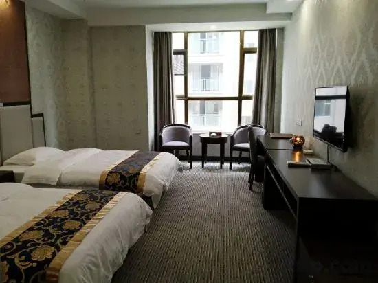 Longli Wells Hotel