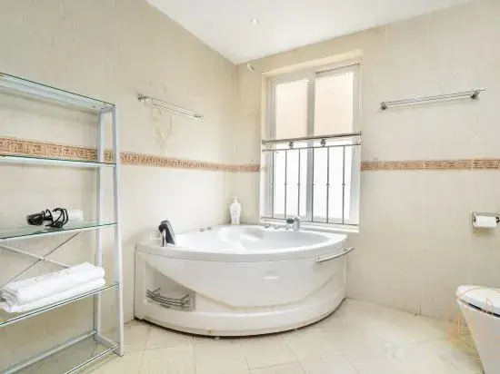 Kn Holiday Villa 1
