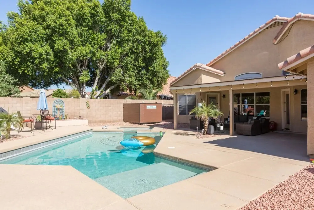 12730 Avondale