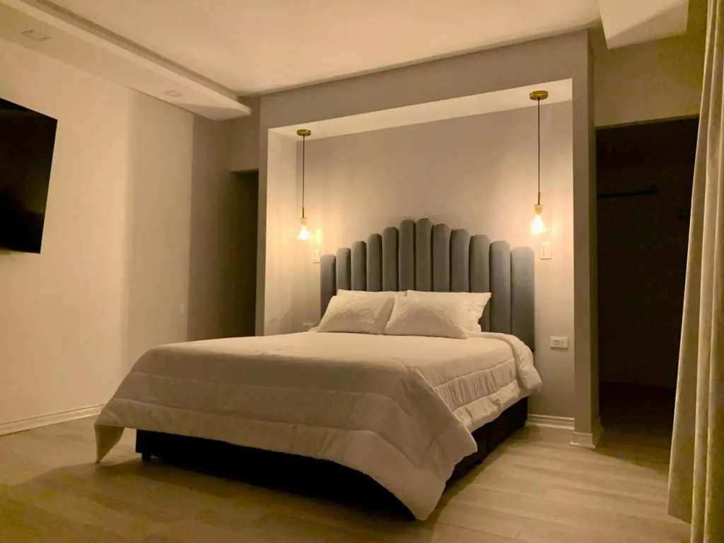 Penthouse - Vista Hermosa Apartments