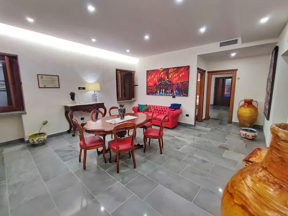 Palazzo Iaquinta - Rooms, Restaurant & Wellness