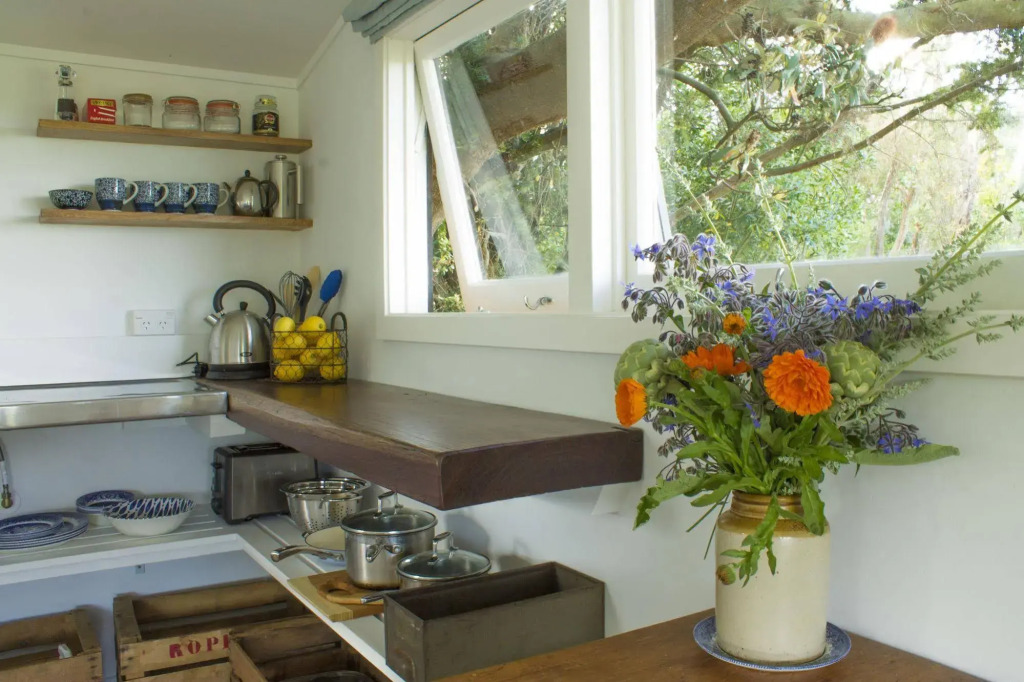 Haumoana Herb Cottage