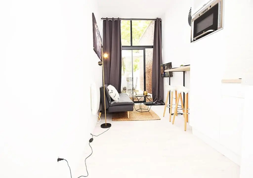 HYPER CENTRE VALENCIENNES - WIFI - TERRASSE - TRAMWAY - leRelaisdOdile2