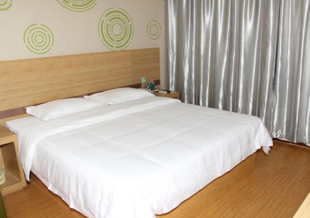 GreenTree Inn Binzhou Wudi Ginza Square Express Hotel