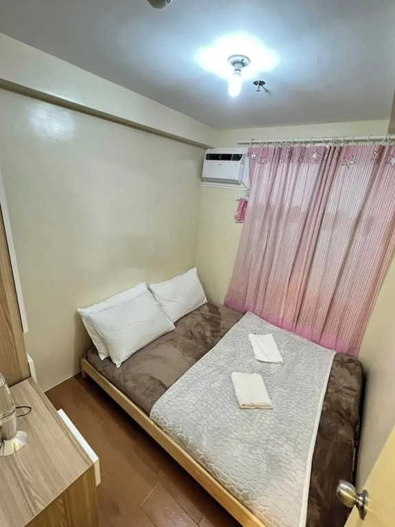Staycation Seawind Condo 2BR Pool View
