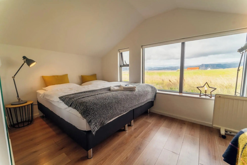 Farmhouse Lodge