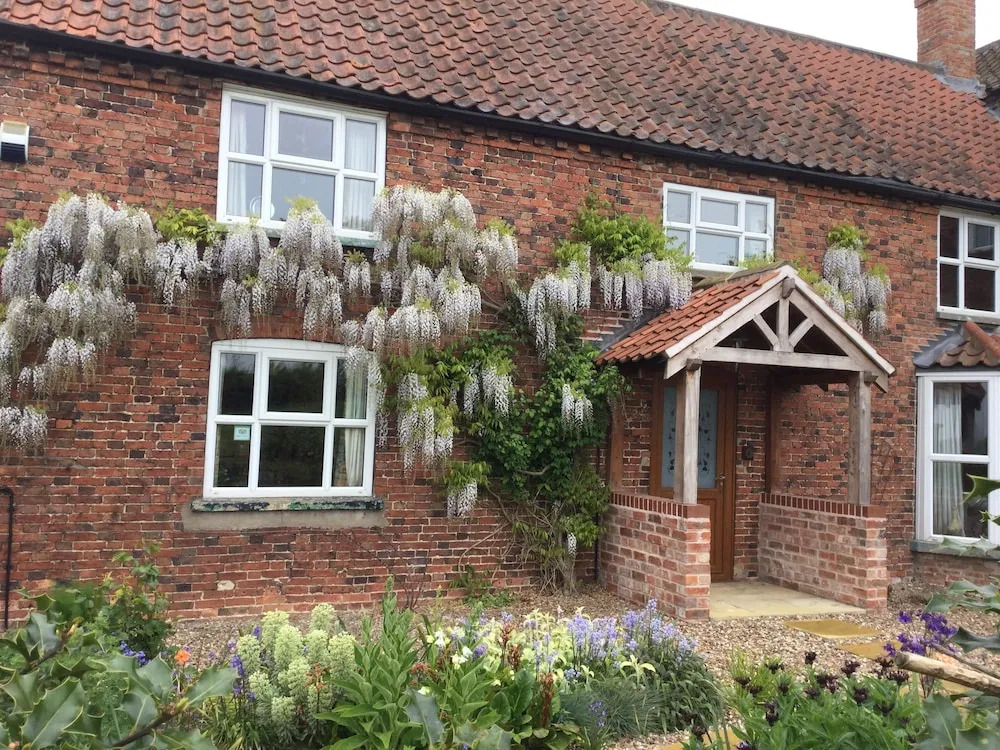 Goltho House Bed & Breakfast