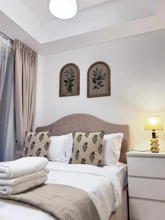 SIMPLY COMFORT Chic Downtown Studio Few Steps to Burj Khalifa