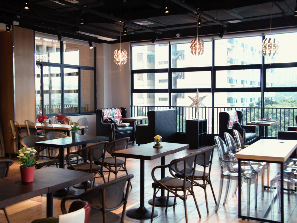 J Hotel