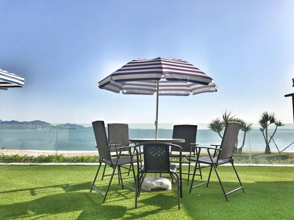 Hulusea Hotel Resort