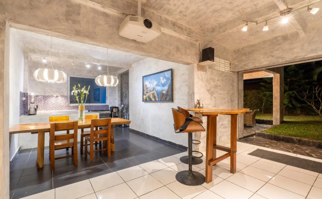 Fullmoon Villa