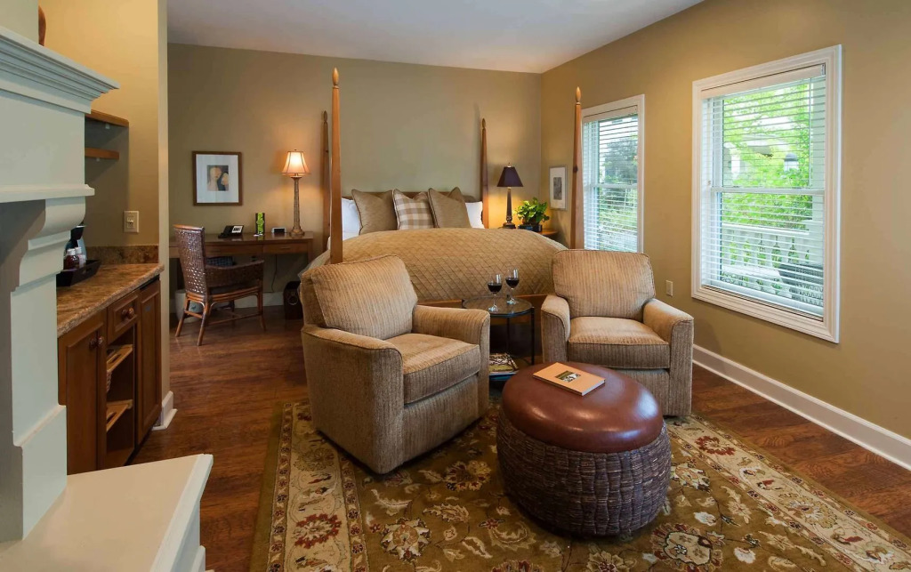 MacArthur Place Inn & Spa