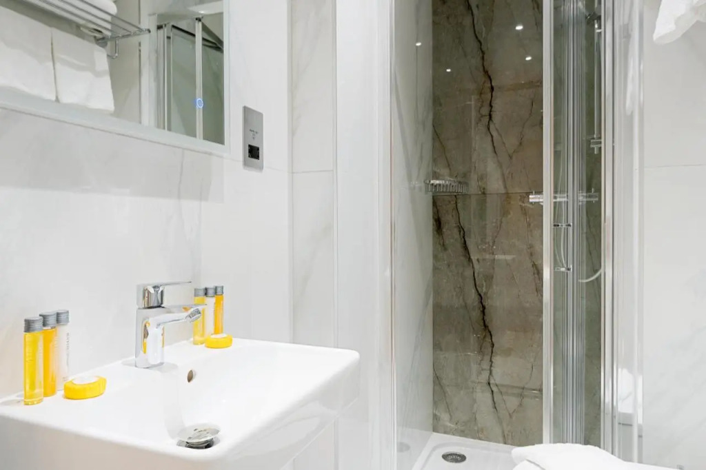 Cleveland Residences Paddington