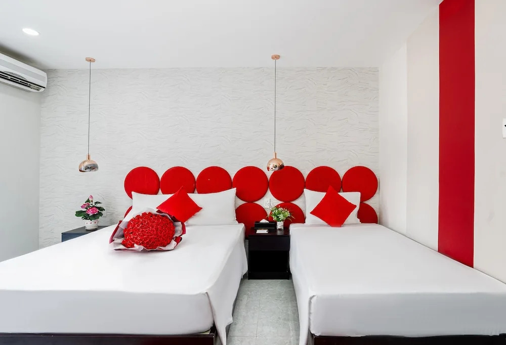 Happy Room ApartHotel