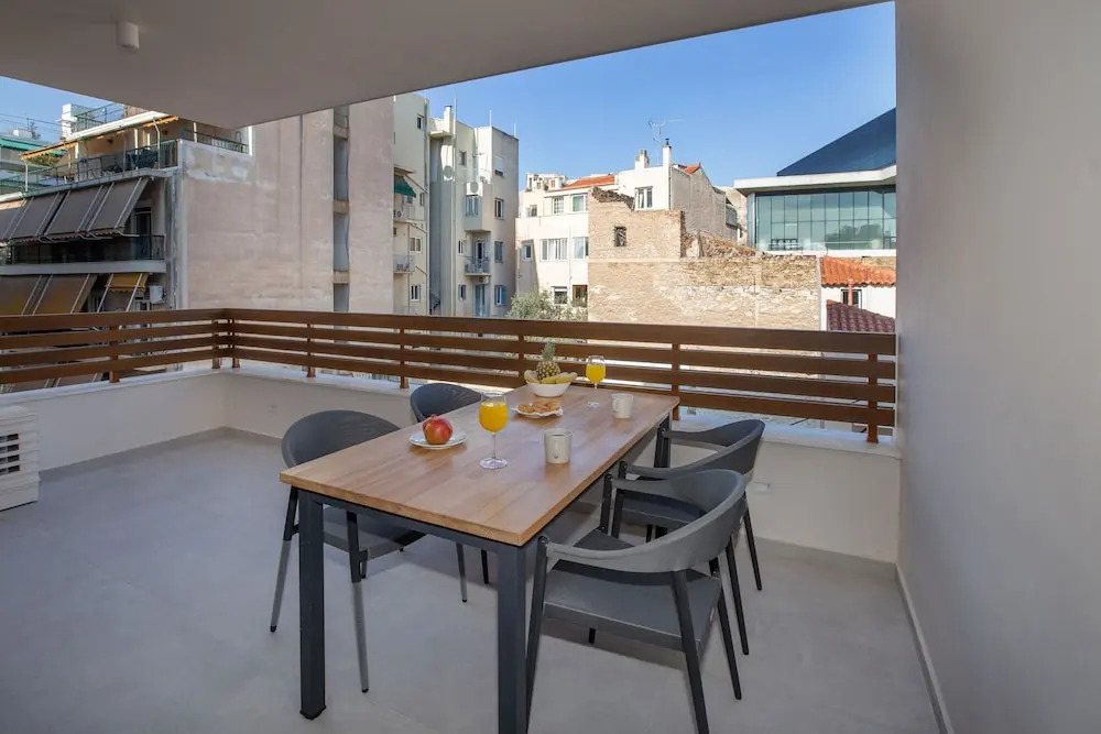 Acropolis Residence by A&A Residences