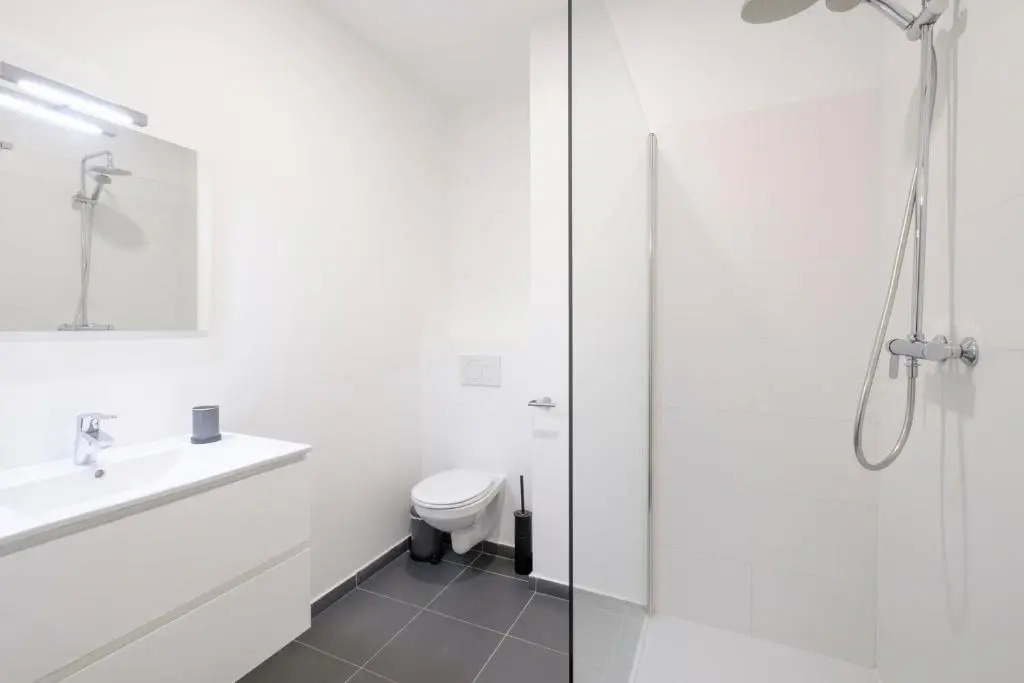Ilot Sacre Apartments