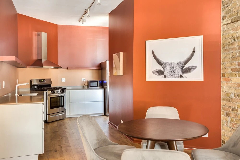 858 Orleans