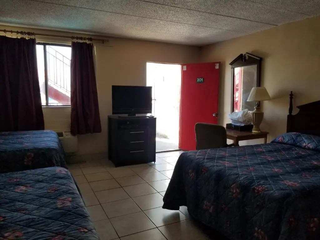 Cloud 9 Inn