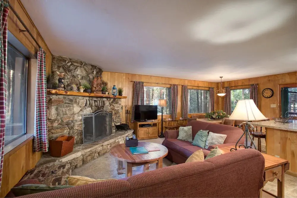 Pine Creek Cabin