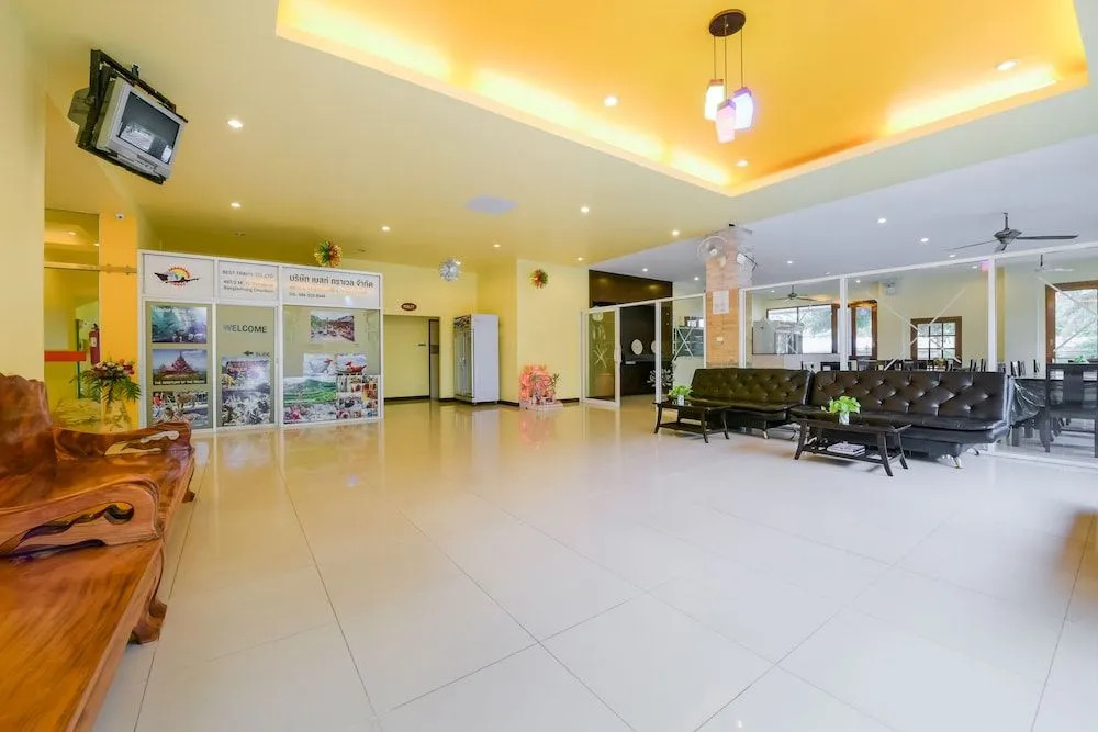 OYO 463 Tycoon Place