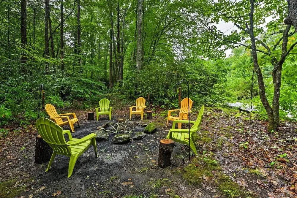 Creekside Cottage: Blue Ridge Mountain Escape!