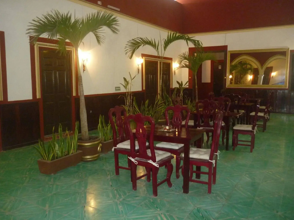 Hotel Maya Ah Kim Pech