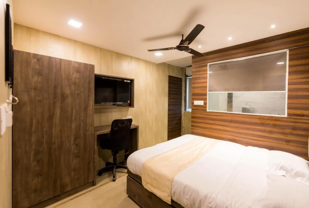 Hotel New Sky Palace Residency - Near International Airport