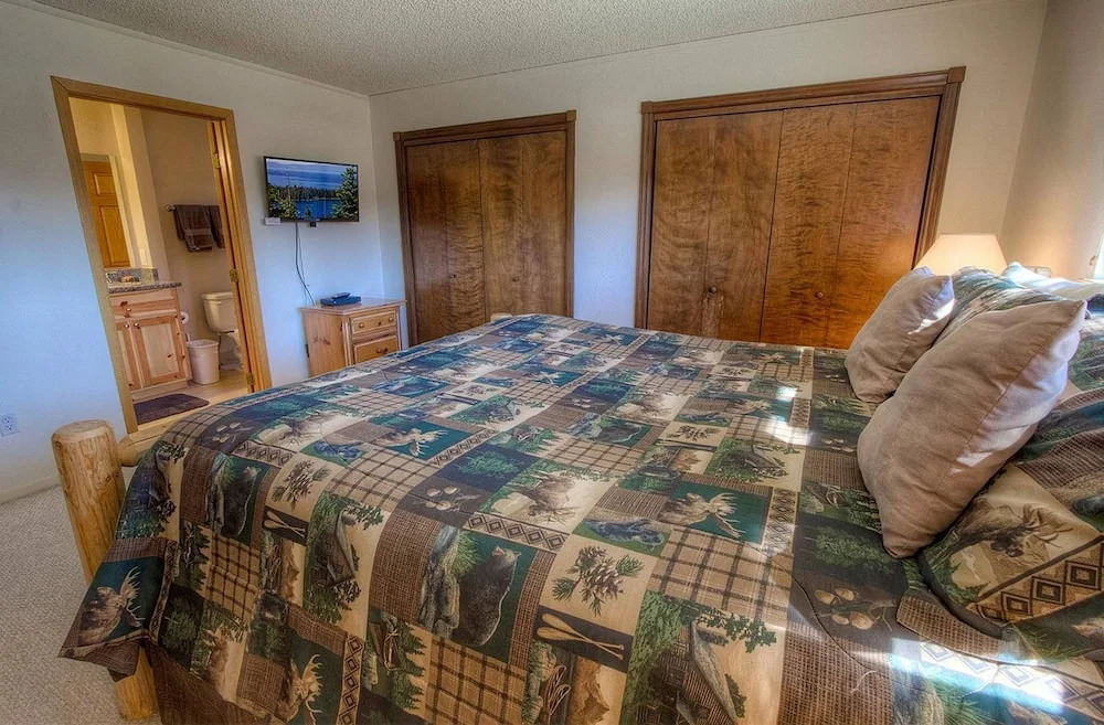 Rock Water Cove by Lake Tahoe Accommodations