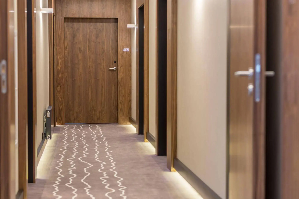 Grand Ascot Hotel
