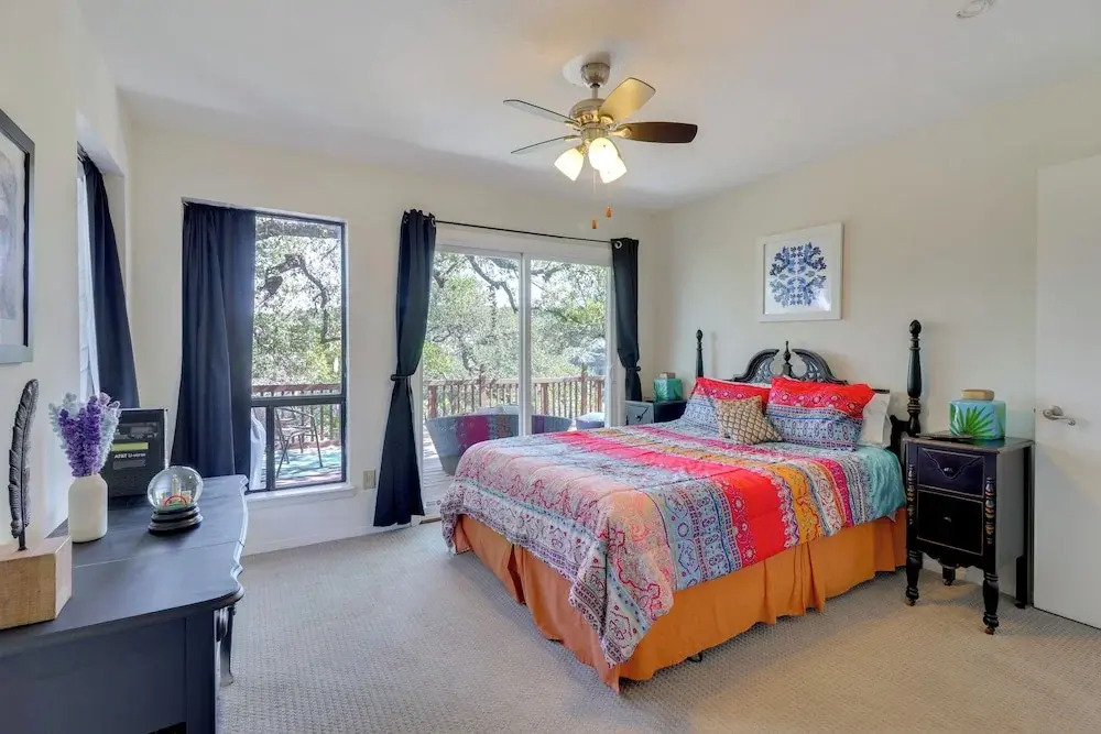 Waterfront Lake Travis Luxury Home w/ Large Deck!