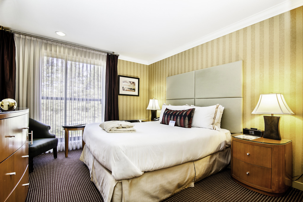 Executive Suites Hotel & Conference Center, Metro Vancouver