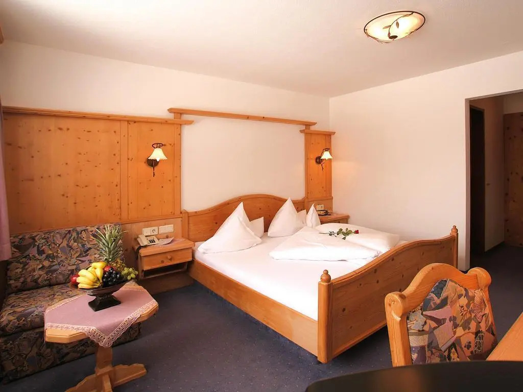 Burghotel Alpenglühn