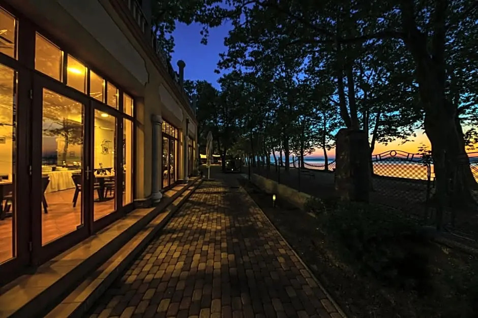 Hotel Anna Villa