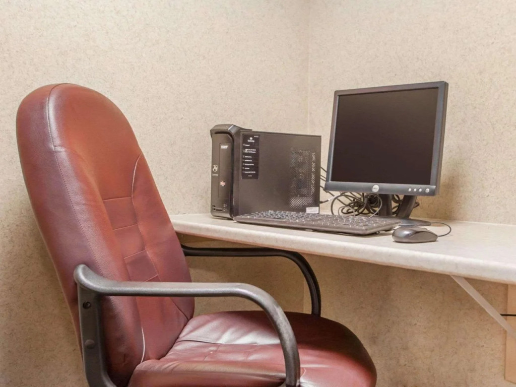 Comfort Inn Story City - I-35 near Ames