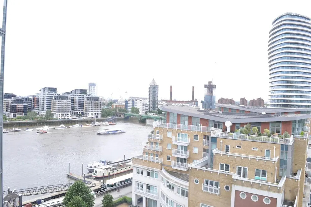 1 Bedroom Apartment In Battersea