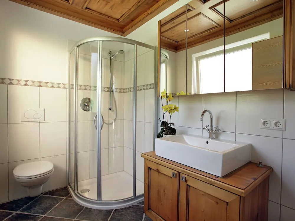Rich Holiday Home with Sauna, Garden & Valley-Views in Itter