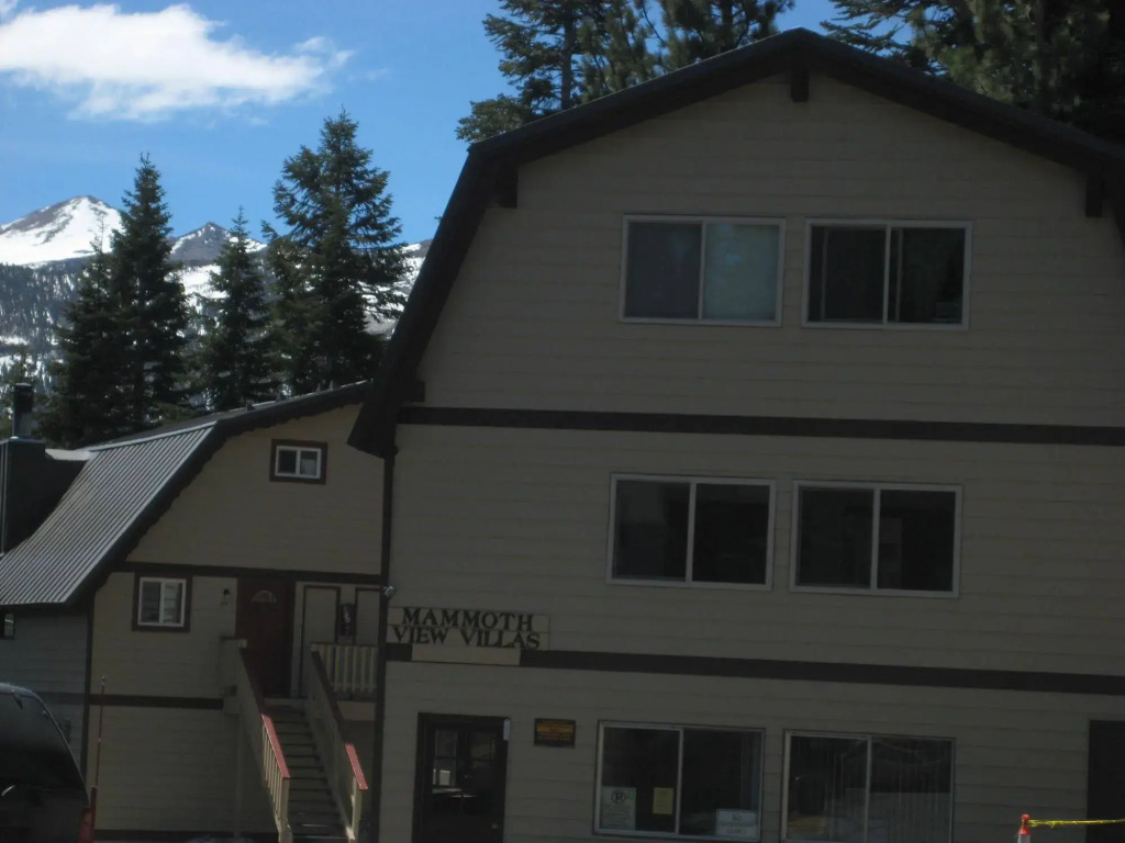Mammoth View Villas 30