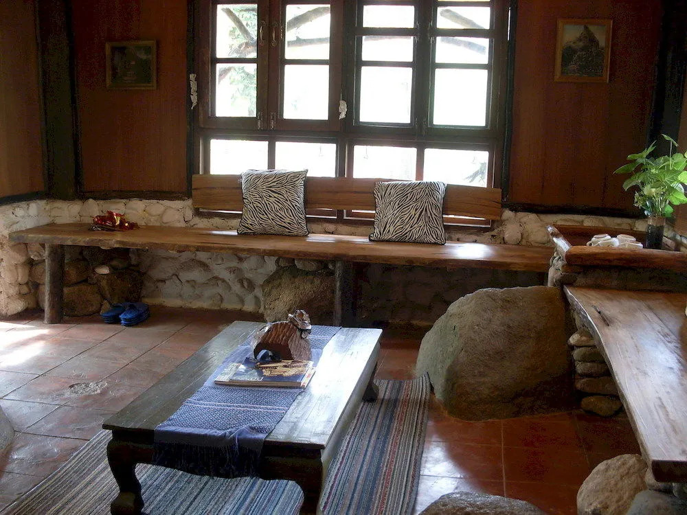 Tharnthong Lodges