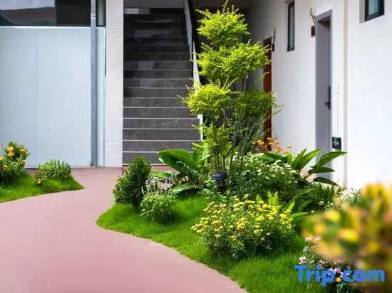 Xiangwei to foam sea view beauty accommodation (Dali Erhai small Putuo store)